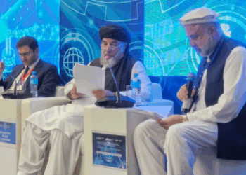 عزیزي: سیمه‌ییزه همکاري د افغانستان د سوداګریزو ننګونو د حل کیلي ده