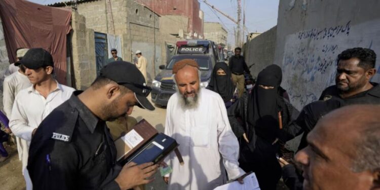 ملګري ملتونه: پاکستان دې د افغان کډوالو ستونزې درک کړي