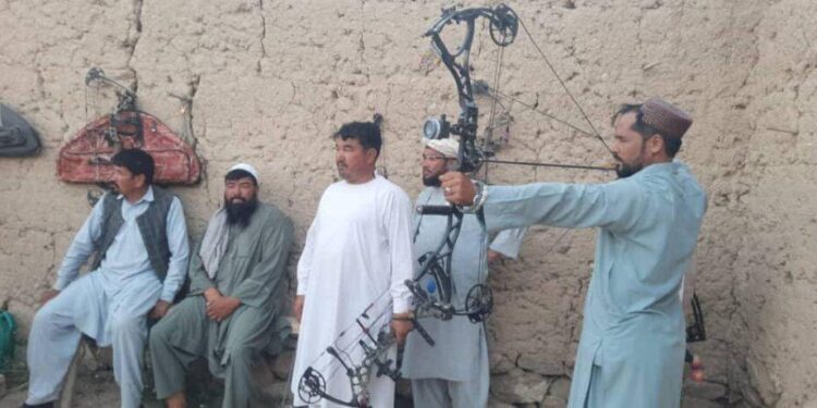 په غزني کې د غشي ویشتلو سیالۍ ترسره شوې