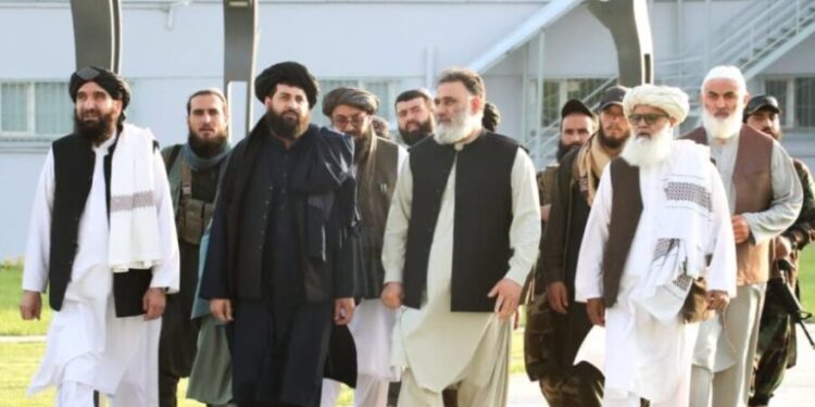 عطاش: د هېواد د پرمختګ او ابادۍ هڅې لا ګړندۍ کوو
