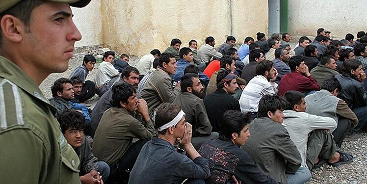 ایراني چارواکي: د بې اسنادو کډوالو د نیولو لړۍ لا هم دوام لري