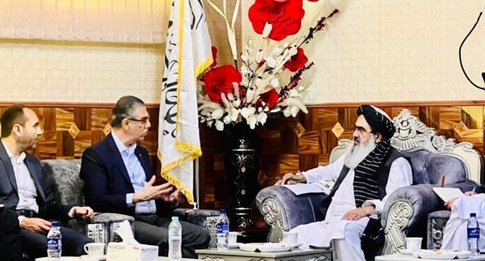د عامې روغتیا وزیر د اغاخان بنسټ له پلاوي سره کتلي دي