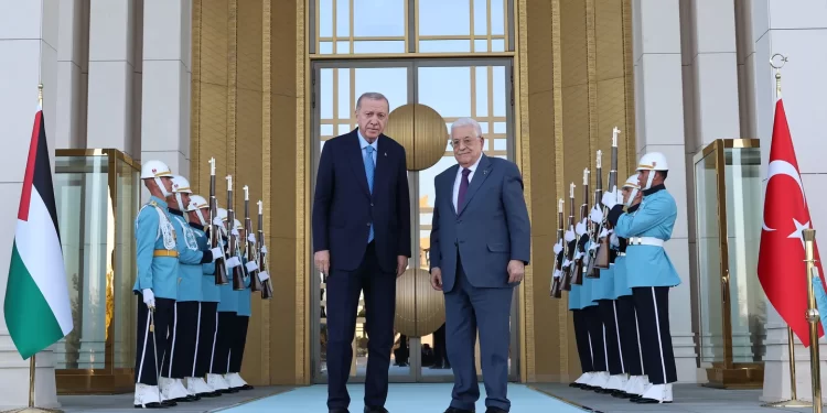 اردوغان: ترکیه د فلسطین تر څنګ ولاړه ده