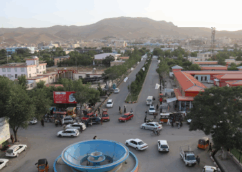لوګر کې د یوه ښوونځي د ودانۍ بیا رغولو چارې پیل شوې دي