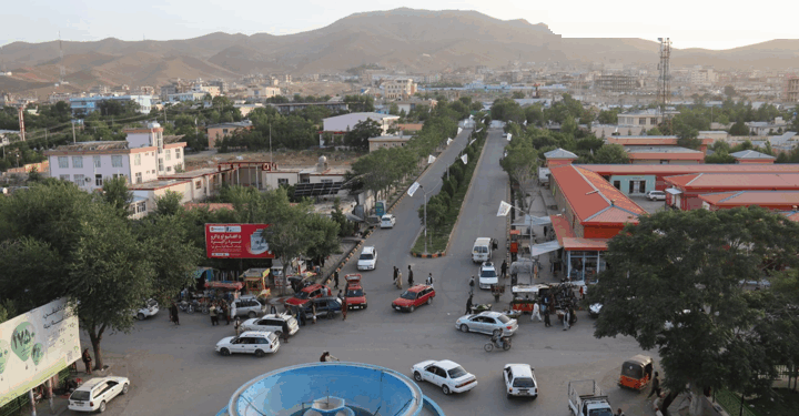 لوګر کې د یوه ښوونځي د ودانۍ بیا رغولو چارې پیل شوې دي