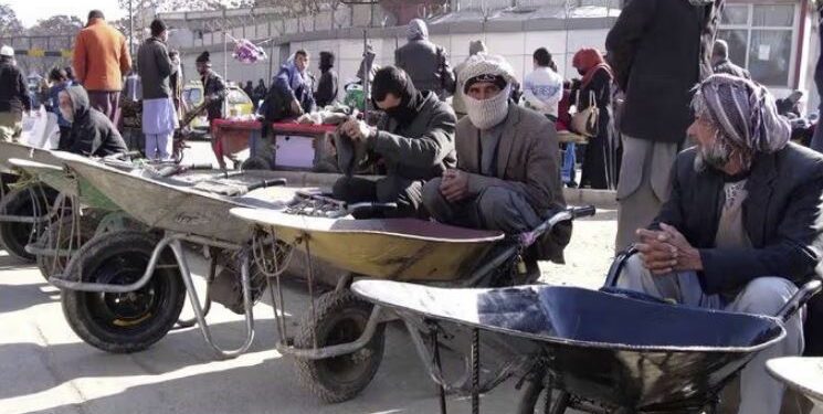د کار وزارت: هغه مسلکي کارګران چې له یوه کال راهیسې وزګاره دي قطر ته لېږو