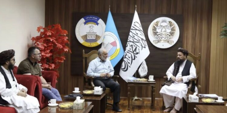 عراقي پانګوالو هیواد کې د برېښنا تولید لپاره پانګونې ته لېوالتیا ښودلې