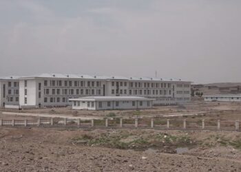 ننګرهار کې د ختیځ زر بستریز روغتونو پاتې چارې بیا پیل شوې