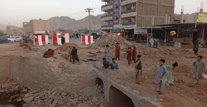 فراه؛ نږدې ۳ میلیونه افغانیو په لګښت د یوه پل د جوړېدو چارې پیل شوې