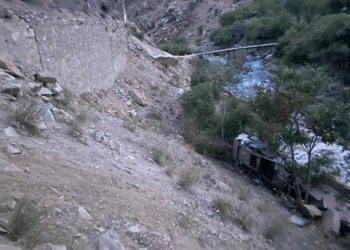 پروان کې د ترافیکي پېښې له کبله ۴ کسانو ته مرګ ژوبله اوښتې ده