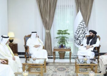 مولوي امیر خان متقي د قطر له سفیر سره د مخه ښې لیدنه کړې ده