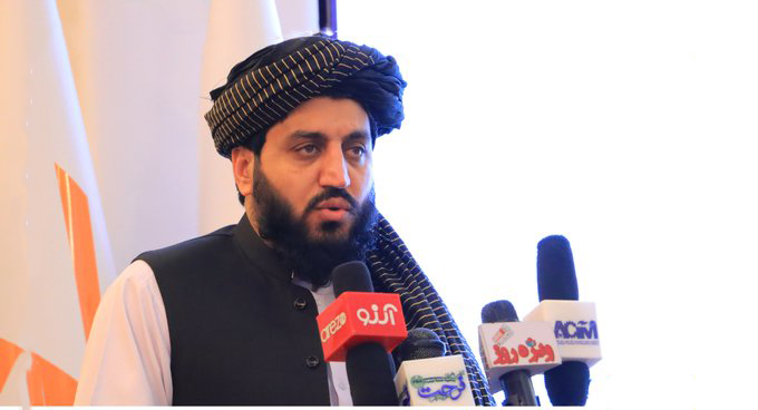 عمر: نړیوال دې د افغانستان د برېښنا نیمګړې پروژې بشپړې کړي