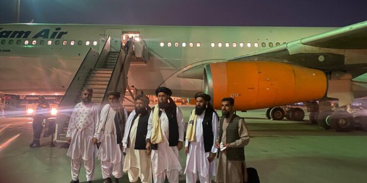 د کرنې وزارت یو پلاوی ترکیې ته لاړ