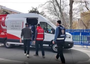 ترکي رسنۍ: د ترکيې پولیسو ۸ افغان پناه غوښتونکي نیولي دي