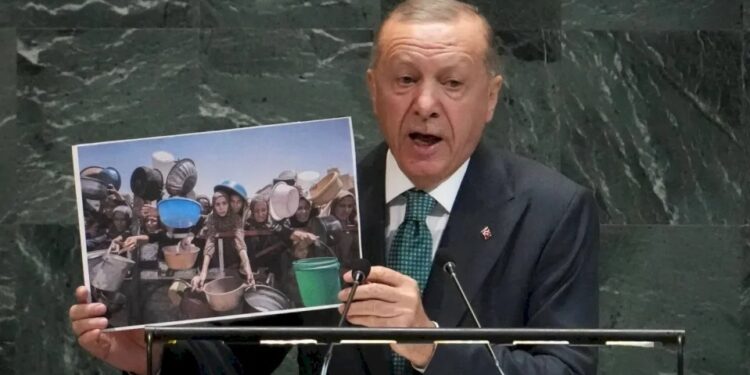 اردوغان: په غزه کې له ۷۰۰ ورځو راهیسې نسلوژنه روانه ده