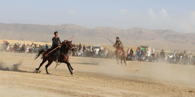 غزني کې د نيزهوهنې سیالۍ ترسره شوې