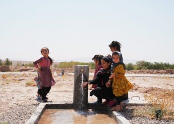 م.م: افغانستان کې د غیر رسمي استوګنځایونو وګړي پاکو اوبو ته لاسرسی نه لري