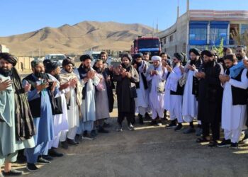 لوګر کې د ۳۵ کيلومتره سړکونو جوړولو چارې پيل شوې