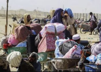 کډوال؛ له ایران او پاکستانه پرون ۷۳۲ کورنۍ هیواد ته را ستنې شوې