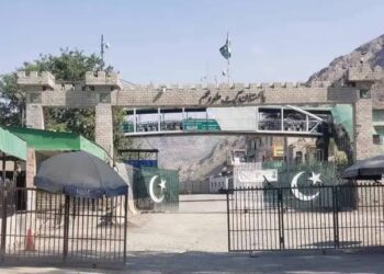 تورخم لاره نن یوازې د راستنېدونکو کډوالو پرمخ پرانیستل کېږي