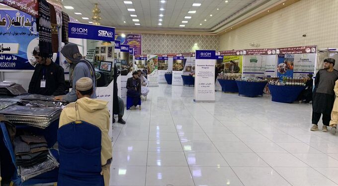 کندهار د «انار» په نوم درېورځنی نندارتون پرانیستل شو