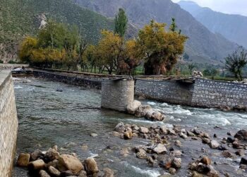 نورستان کې روان کال ۲۵۷ پراختيايي پروژې پلې شوې دي