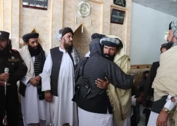 خوست کې د دوو کورنیو ترمنځ ۴۰ کلنه دښمني په دوستي بدله شوه