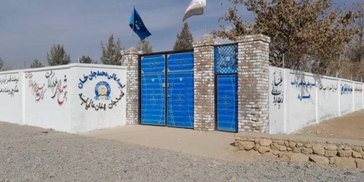 لوګر؛ محمد اغه کې د خلکو په لګښت د یوې لېسې ودانۍ بیا رغول شوې