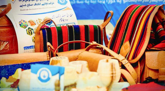 په کابل کې د صنعت او فرهنګ درې وځنی نندارتون پرانیستل شو