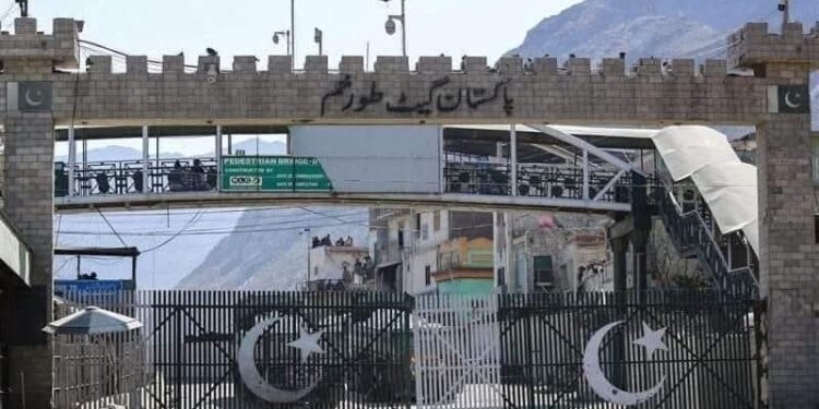 مجاهد: له ضمانت پرته پاکستان سره سوداګریزې لارې نه پرانیزو