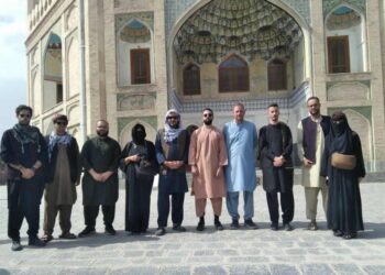 افغانستان ته تېره میاشت نږدې ۲۵۰۰ بهرنیو وګړو تګ راتګ کړی