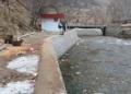 پنجشېر؛ د۲۴۲ مترو په اږدوالي استنادي دېوالونه جوړ شوي