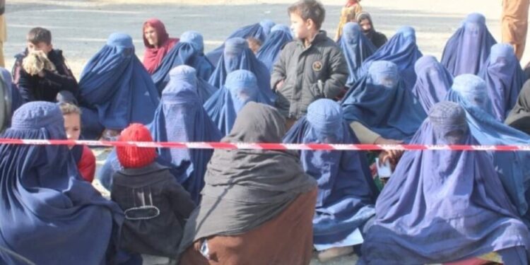 م.م ځانګړي صندوق؛ تېر کال له یو میلیون اړمنو افغانانو سره مرسته کړې