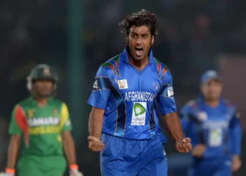 شاپور ځدراڼ د درملنې لپاره هند ته استول کېږي