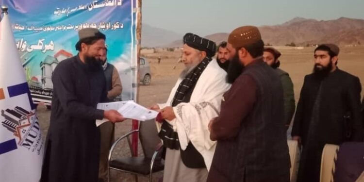 کونړ؛ راستنو شویو کورنیو ته د ځمکو د وېش لړۍ پیل شوه