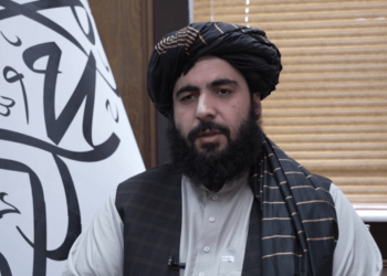 فطرت: پاکستان دې د افغان کډوالو له ځورولو لاس واخلي