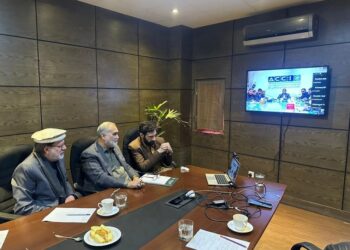 افغان او پاکستاني سوداګرو ګډه ۱۲کسیزه کمېټه جوړه کړې