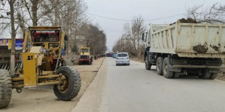 بلخ؛ روان کال کې ۵ پراختیايي پروژې پلې شوې دي