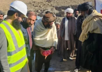 کندهار؛ نېش ولسوالۍ کې د اوبو یوه بند د رغولو چارې پیل شوې