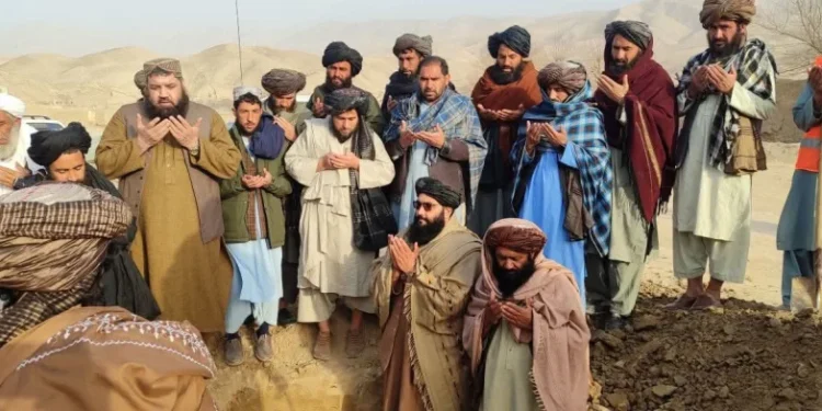 بادغیس کې د ۳۲ ټولګټو پروژو چارې پیل شوې