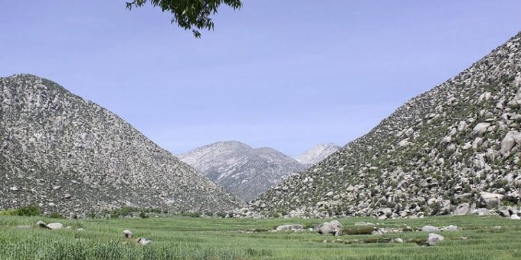 ننګرهار؛ د ناچاودې مرمۍ چاودنه کې یو ځوان ژوند بایللی