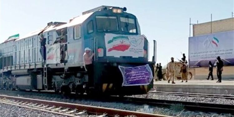 رېل پټلۍ؛ د ایران او افغانستان ترمنځ سوداګري ۳۸ برابره زیاته شوې