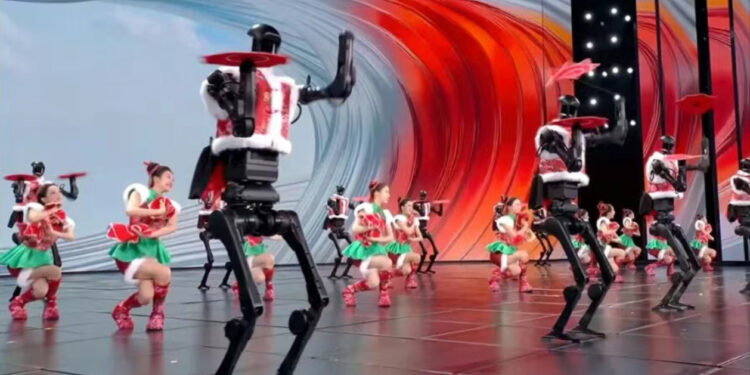 مجسم روبوټونه به يو ځل بيا د پسرلني اختر په ماښامنۍ هنري نندارې کې راڅرګند شي