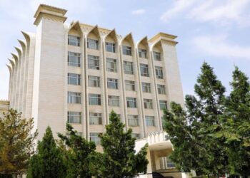 اقتصادي کمېسیون؛ د عوایدو زیاتېدو او د اوبو د لېږد طرحې تایید کړې دي