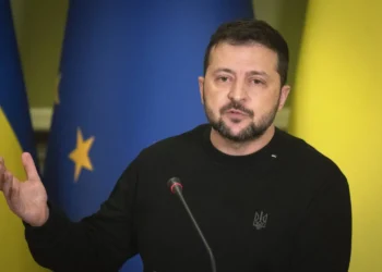 زیلینسکي: روسیې د اوربند پر ځای د ډرون بریدونو ته دوام ورکړی دی