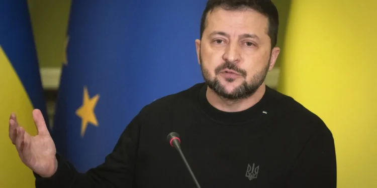 زیلینسکي: روسیې د اوربند پر ځای د ډرون بریدونو ته دوام ورکړی دی