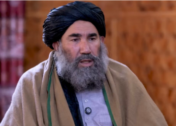 ضعیف: پاکستان د خپلو ناکامیو پټولو لپاره بې ګناه خلک په نښه کوي
