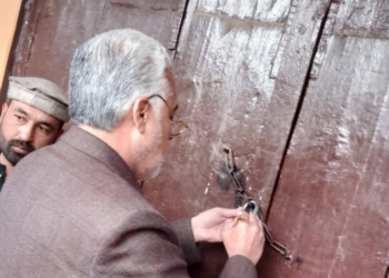 خیبر پښتونخوا کې د افغان کډوالو ټولې هټۍ تړل شوي