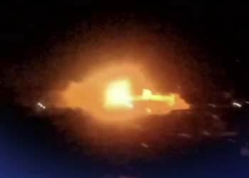 افغان ځواکونو د پاکستاني پوځیانو پر مرکزونو او نظامي تأسیساتو پراخ تهاجمي عملیات پيل کړي