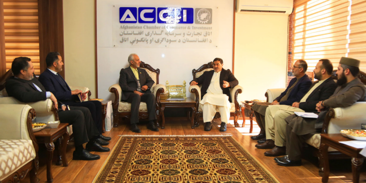 د کابل او تهران ترمنځ د سوداګرۍ او پانګونې پر پراختیا خبرې شوي